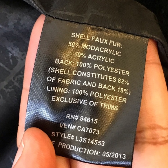 Sam Edelman Chevron Grooved Faux Fur Coat - Picture 11 of 12